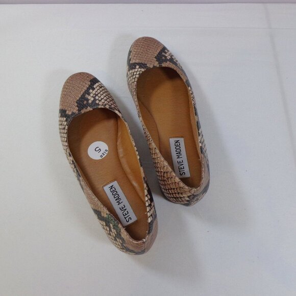Steve Madden Danni Flats Tan Snakeskin Faux Leather Round Toe Slip On Size 5 EUC - Picture 3 of 7